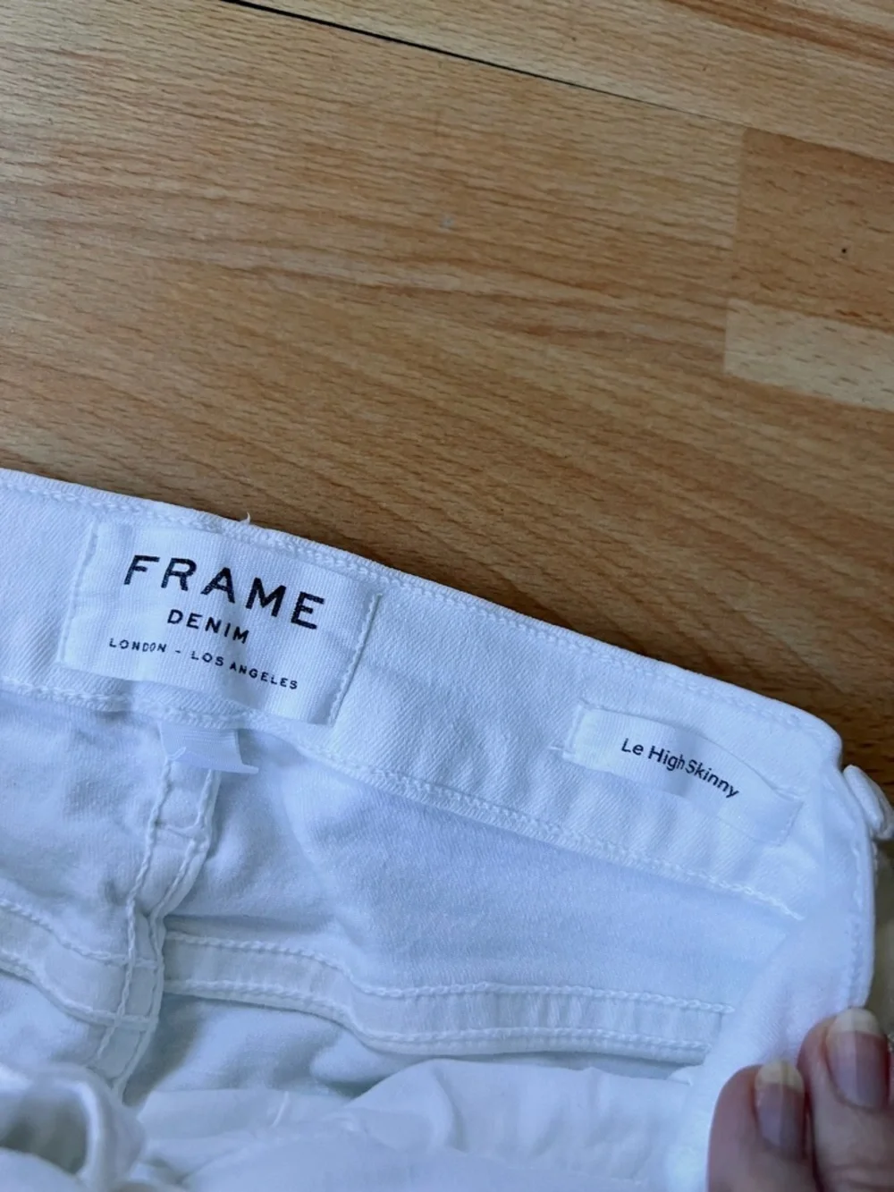 Frame Denim White High-Rise Skinny Jeans - Picture 2 of 5